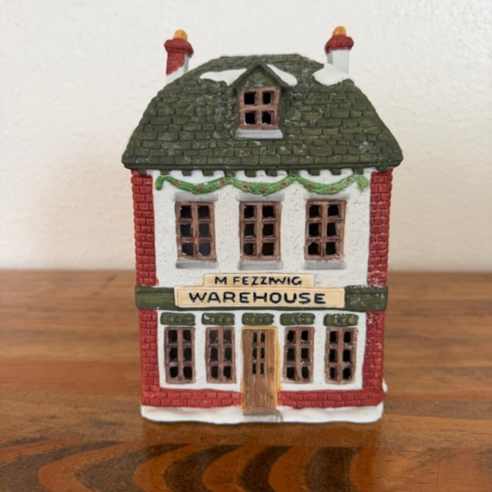Department 56 Dickens Village Collection 1986 Fezzwigs Warehouse 65005